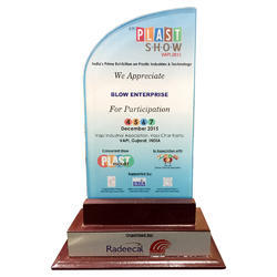 plastshow-2015-min